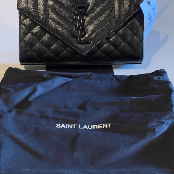 NWT Saint Laurent YSL Black Quilted Leather Envelope Small Shoulder Bag - Picture 1 of 10